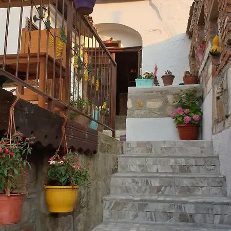 Oda ve Kahvaltı Sirin Ev Selçuk